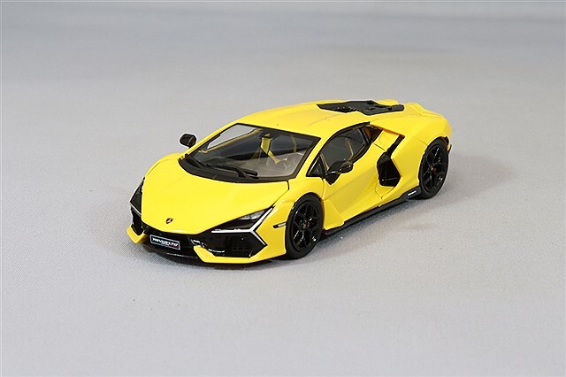本当に信頼出来る商品 HING HUNG TOYS イエロー レヴエルト ランボルギーニ 1/64 ミニカー