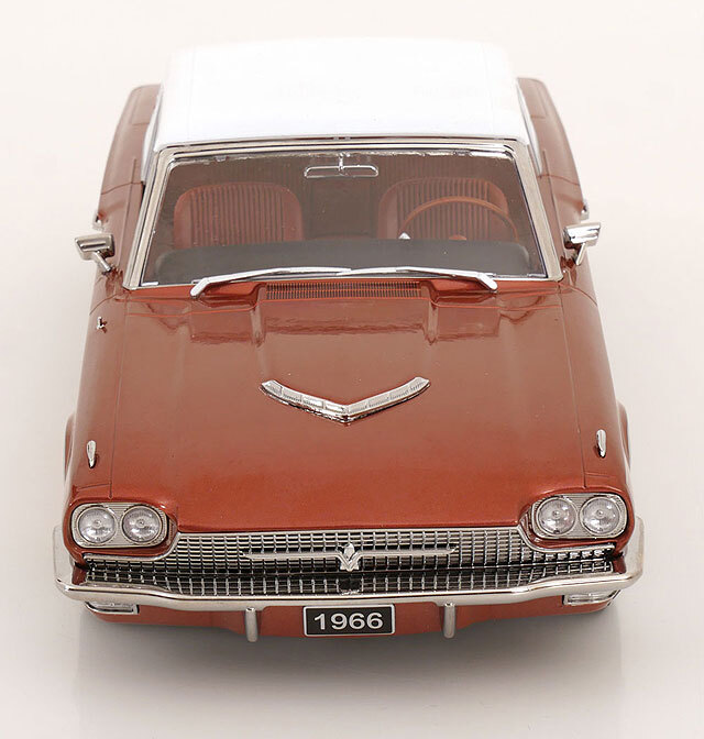 ☆予約品☆ KKスケール 1/18 フォード サンダーバード ランドー