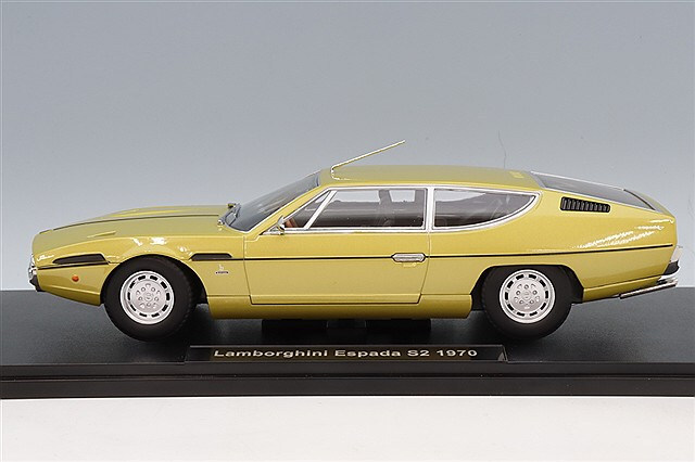 1/18 ランボルギーニエスパーダ 希少車 KKスケール 1/18 ランボルギーニ エスパーダ S2 1970 ゴールドメタリック