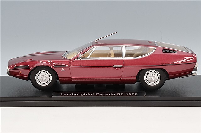 KK-Scale 1/18 ランボルギーニエスパーダ 1970 レッドメタリック KKスケール 1/18 ランボルギーニ エスパーダ S2 1970 レッドメタリック
