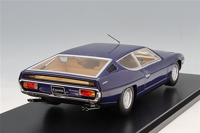 KKスケール 1/18 ランボルギーニ エスパーダ S2 1970 ダークブルー