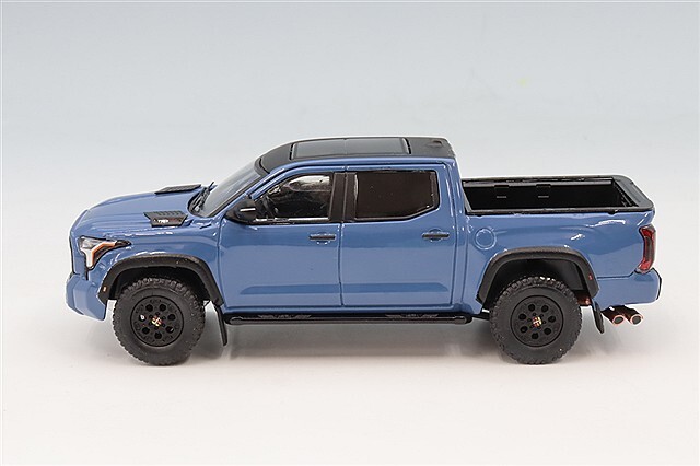 GCD 1/64 トヨタ タンドラ TRD PRO ブルー (左ハンドル)