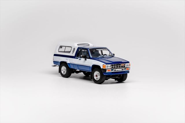 ☆予約品☆ GCD 1/64 トヨタ ハイラックス SR5 エクストラ キャブ 1985