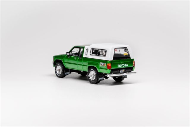 トヨタ ハイラックス SR5 Xtracab 1983 特注品 ☆予約品☆ GCD 1/64 トヨタ ハイラックス SR5 エクストラ キャブ 1985
