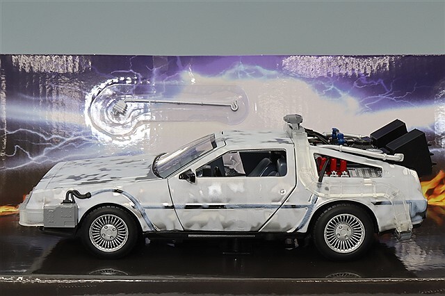 JADA 1/24 バック・トゥ・ザ・フューチャー I タイムマシーン
