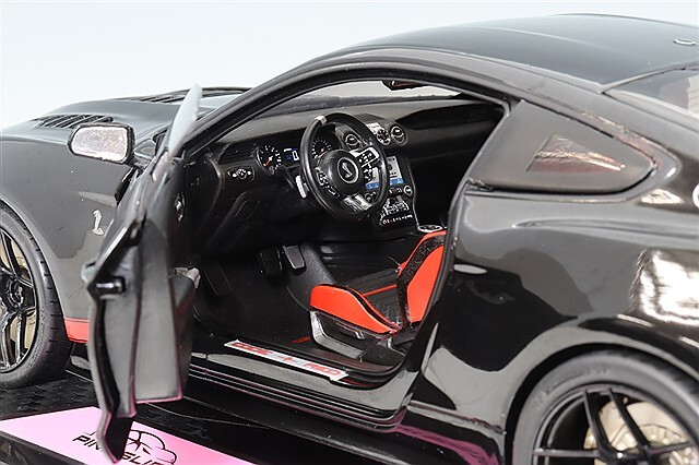 JADA 1/18 シェルビー GT500 CODE RED ブラック