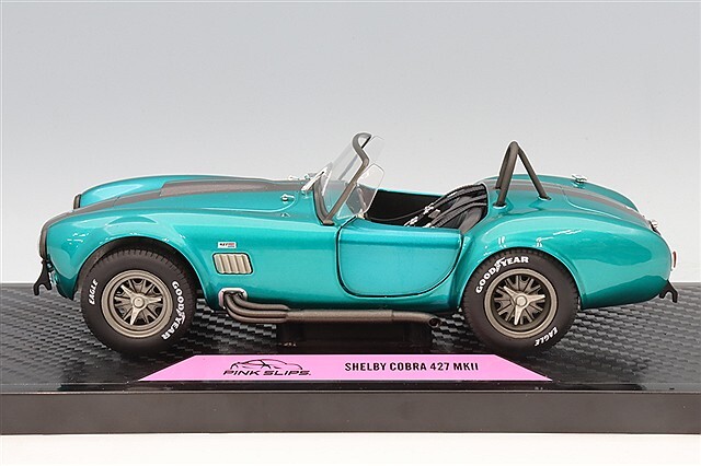 JADA 1/18 シェルビー コブラ 427 MK2 ブルーメタリック(グリーン)