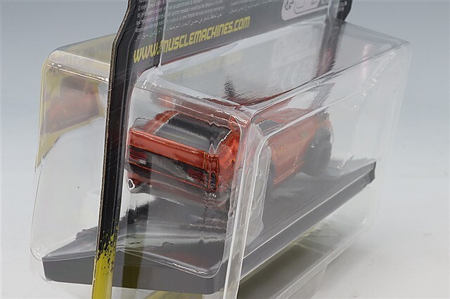 マイスト マッスルマシーン 1/64 ダットサン 240Z メタリックオレンジ