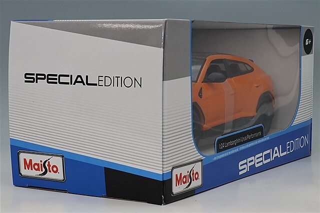 マイスト 1/24 ランボルギーニ ウルス ペルフォルマンテ メタリック