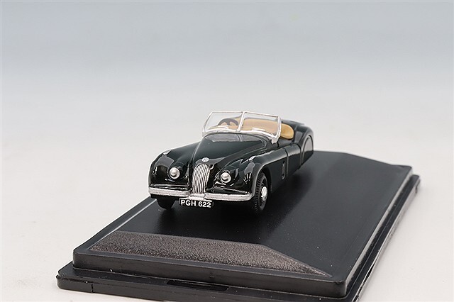 OXFORD 1/76 ジャガー XK120 ブリティッシュ レーシング グリーン