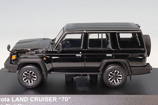 京商 1/43 トヨタ ランドクルーザー 70 アティチュードブラック