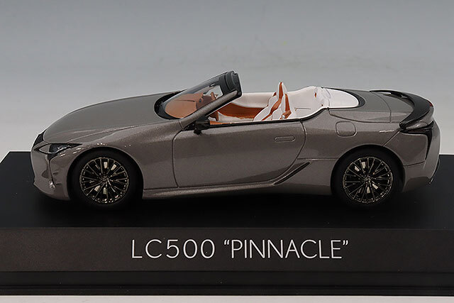 【KYOSHO】京商1/43スケールレクサス　LC500 コンバーチブル 京商 1/43 レクサス LC500 コンバーチブル ピナクル ニュートリノグレー
