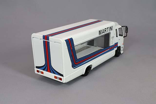 ミニカー　1/64 Mitsubishi FUSO トラック MARTINI [KS063-292] 1/64 Mitsubishi FUSO トラック MARTINI【KS063-292】 | ゲイン