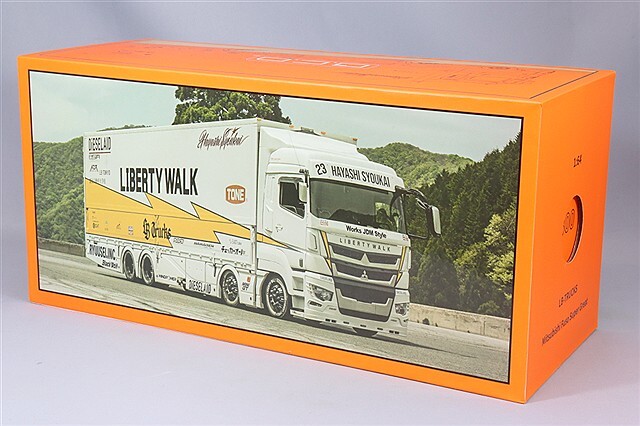 GCD 1/64 三菱 FUSO スーパーグレート LB トラック 右ハンドル (SPHERE  