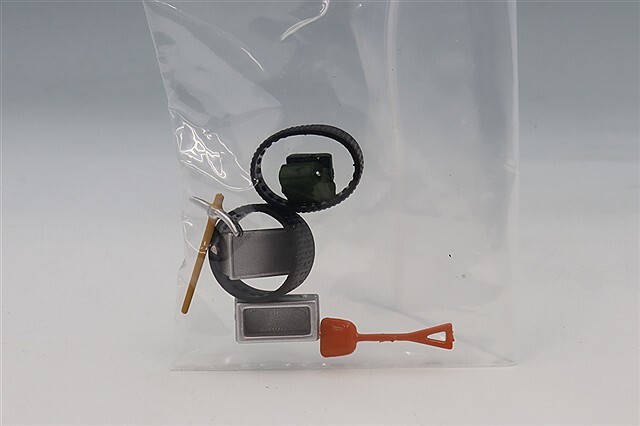 GCD 1/64 トヨタ タコマ 2022 スキーバージョン/アクセサリー付