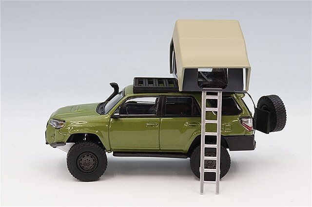 GCD 1/64 トヨタ 4ランナー TRD PRO オーバーランド (LHD) グリーン