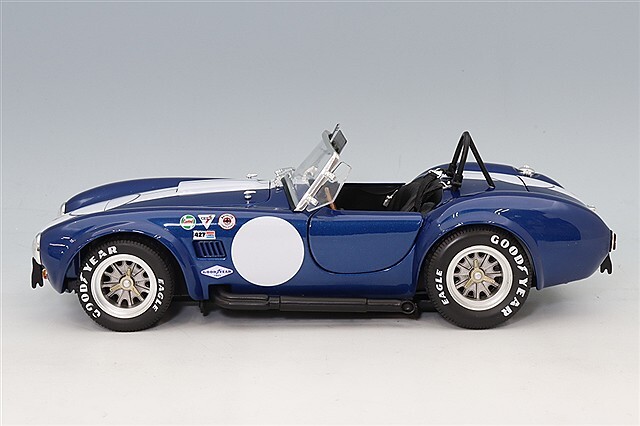 京商 1/18 シェルビー コブラ 427S/C ブルー/ホワイトストライプ