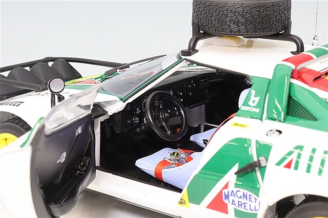 京商 1/18 ランチア ストラトス HF 