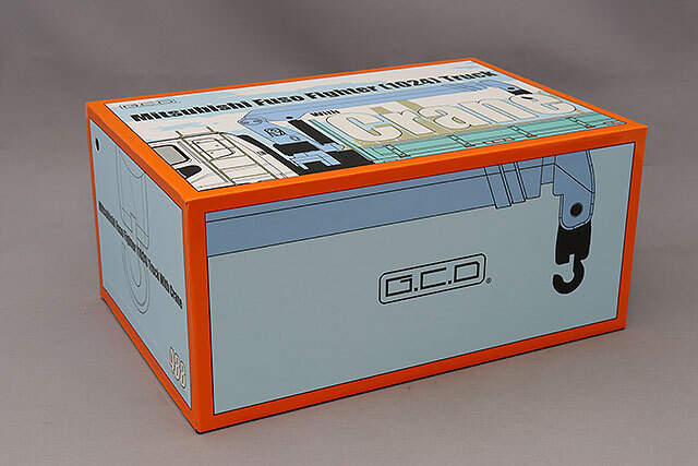 GCD 1/64 三菱 FUSO ファイター (1024) ホワイト/グリーン クレーン