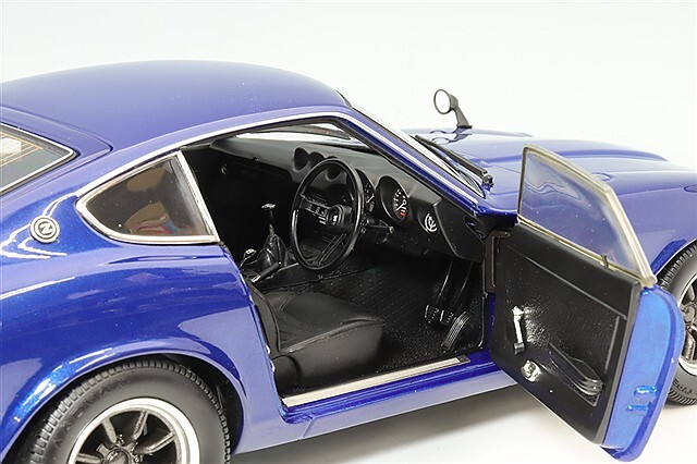京商 1/18 日産 フェアレディ Z-L (S30) ブルーメタリック
