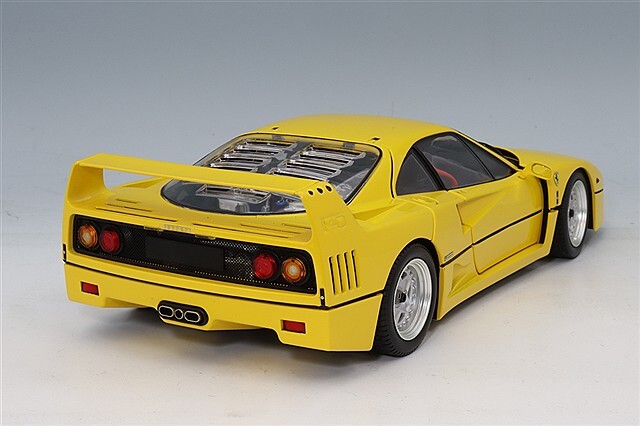 京商 1/18 フェラーリ F40 イエロー