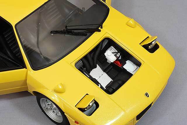 京商 1/18 ランボルギーニ ウラッコ ラリー イエロー