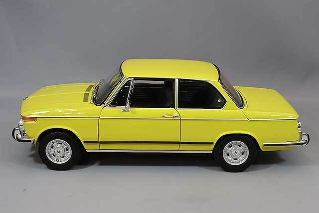 京商 1/18 BMW 2002 Tii イエロー