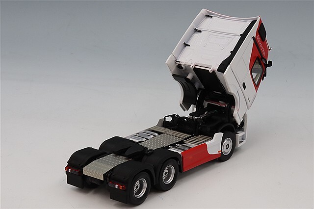 GCD 1/64 メルセデスベンツ アクトロス ギガスペース 6x2 セミ