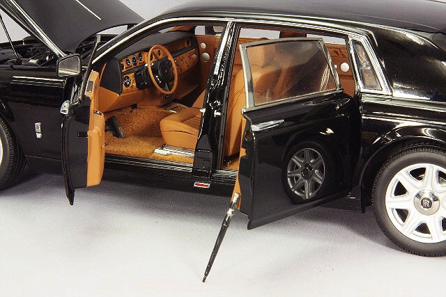 ファントム誕生100周年、25台の限定仕様「ロールス・ロイス ファントム センテナリー」がデビュー【動画】 | Motor-Fan[モーターファン]  自動車関連記事を中心に配信するメディアプラットフォーム 【赤字換金セール1:18スケール 特大サイズ ロールス・ロイス ファントムv