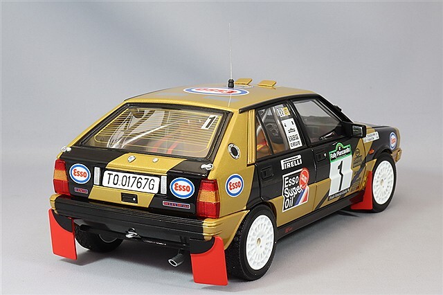 1/18 京商 ランチア デルタ HF 4WD Team totip 1987 京商 1/18 ランチア デルタ HF 4WD