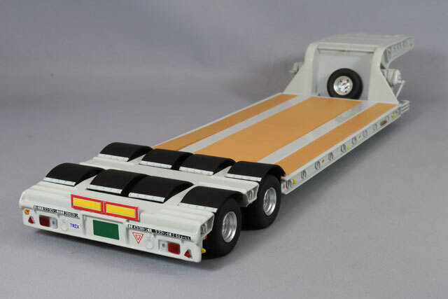 京商 1/43 日本トレクス 重機運搬用セミトレーラー グレー 