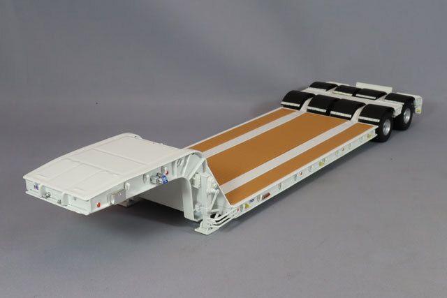 京商 1/43 日本トレクス 重機運搬用セミトレーラー ホワイト 