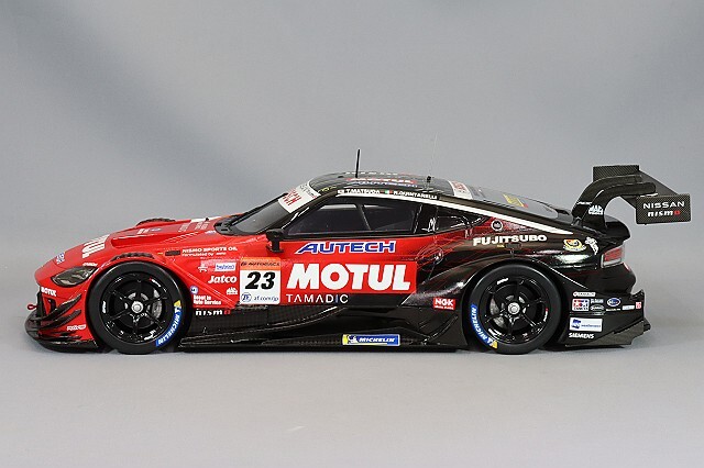 京商 samurai 1/18 モチュール オーテック Z 2022 スーパーGT GT500  
