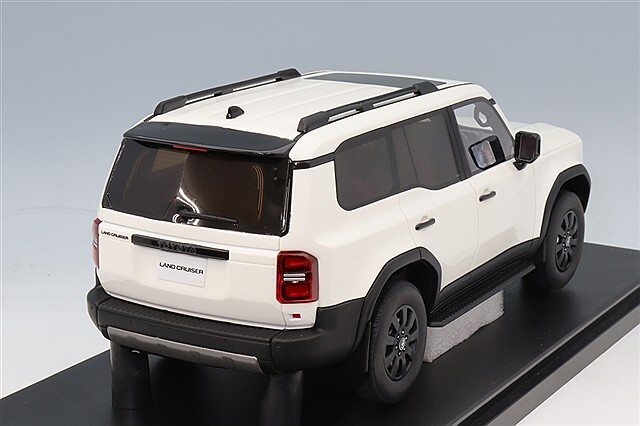 SAMURAI 1/18 TOYOTA ランドクルーザーAX G セレクション Amazon | samurai 1/18 トヨタ ランドクルーザー AX Gセレクション