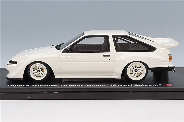京商 samurai 1/18 トヨタ スプリンター トレノ AE86 キジル・サリーム
