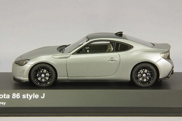 京商 1/43 トヨタ スタイル J マットグレー ,レジン製,