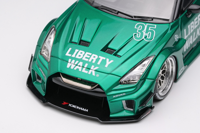 ☆予約品☆ アイドロン 1/43 LB-シルエットワークス GT 35GT-RR