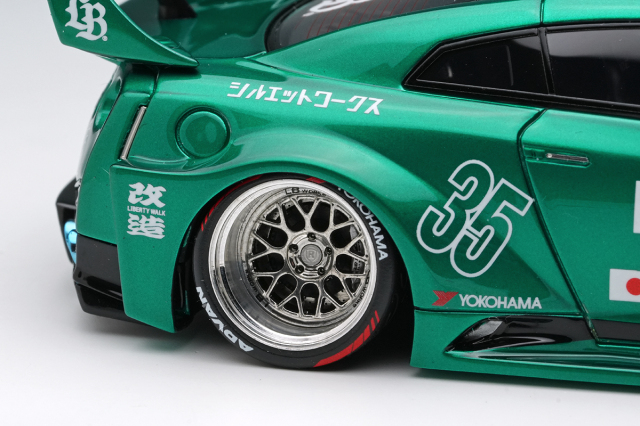 ☆予約品☆ アイドロン 1/43 LB-シルエットワークス GT 35GT-RR