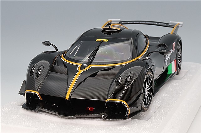 完売 入手困難 LCD モデル 1/18 パガーニ ウアイラ ミニカー 全開閉 完売 入手困難 LCD モデル 1/18 パガーニ ウアイラ ミニカー 全