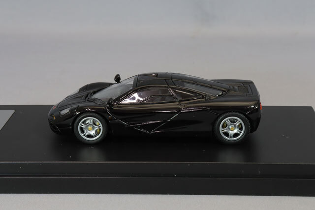 LCDモデル 1/64 マクラーレン F1 ブラック