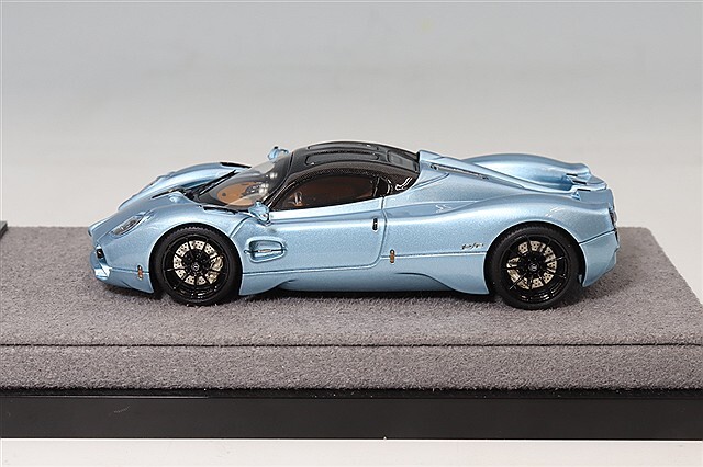 FIGART MODEL レジェンドシリーズ 1/64 パガーニ ウトピア アズーロ