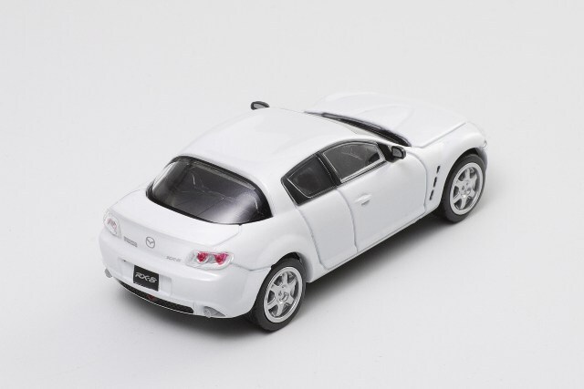 ダイキャストチーム 1/64 マツダ RX-8 右ハンドル ホワイト