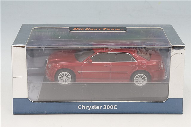 ダイキャストチーム 1/64 クライスラー 300C レッド (左ハンドル)