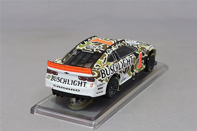 ライオネルレーシング 1/64 シボレー カマロ ZL1 
