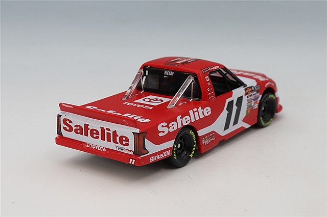 ライオネルレーシング 1/64 トヨタ タンドラ TRD 