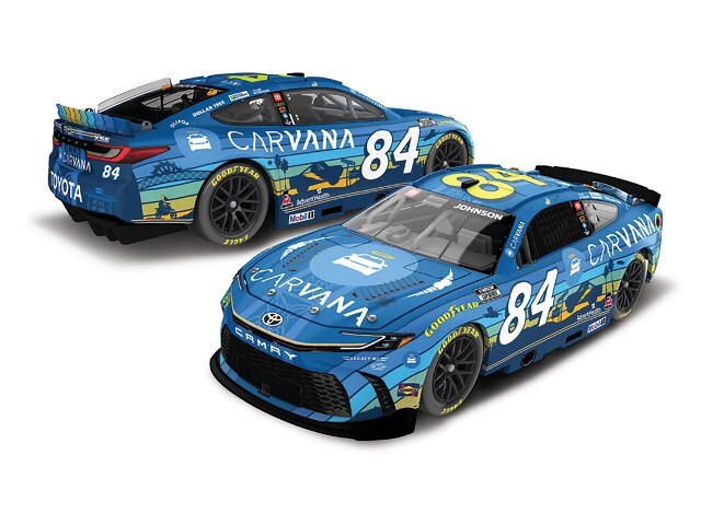 ☆予約品☆ ライオネルレーシング 1/64 トヨタ カムリ XSE 