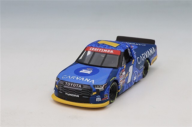 ライオネルレーシング 1/64 トヨタ タンドラ TRD Pro 