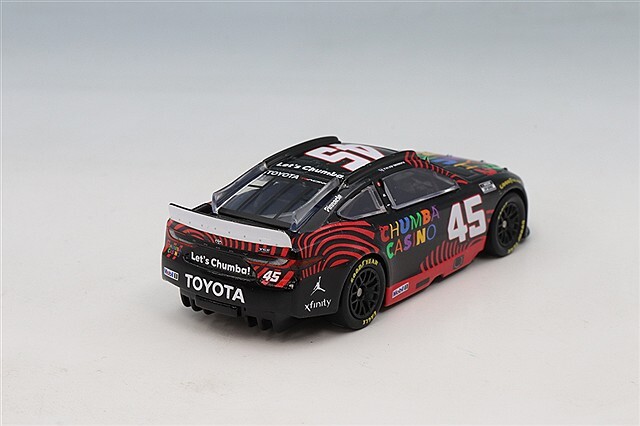 ライオネルレーシング 1/64 トヨタ カムリ XSE 