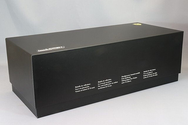 ルックスマート 1/18 フェラーリ F1-75 2022 F1 バーレーンGP ウィナー