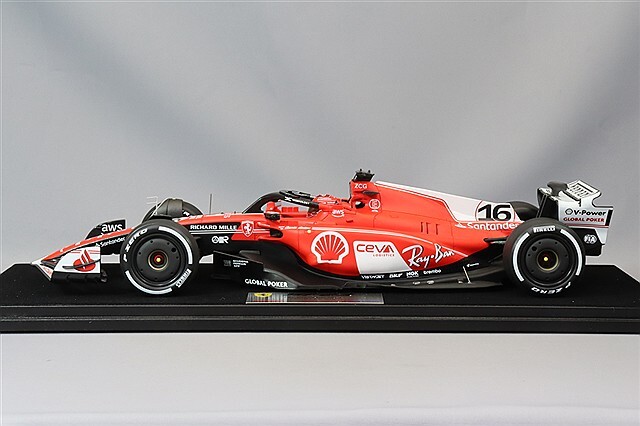 ルックスマート 1/18 スクーデリア フェラーリ SF23 2023 F1 